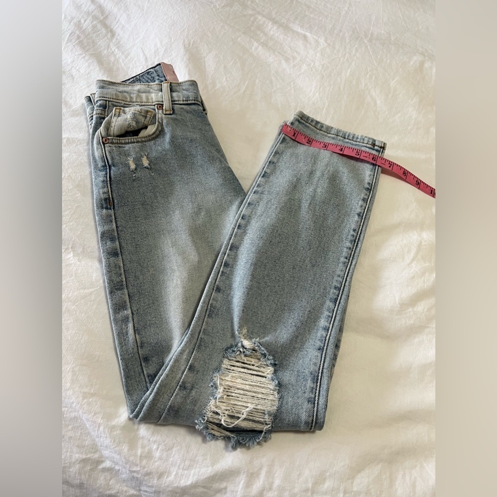 Revice Uptown Rising Star Distressed Light Wash High Rise Mom Jeans SZ 24 - Picture 10 of 11